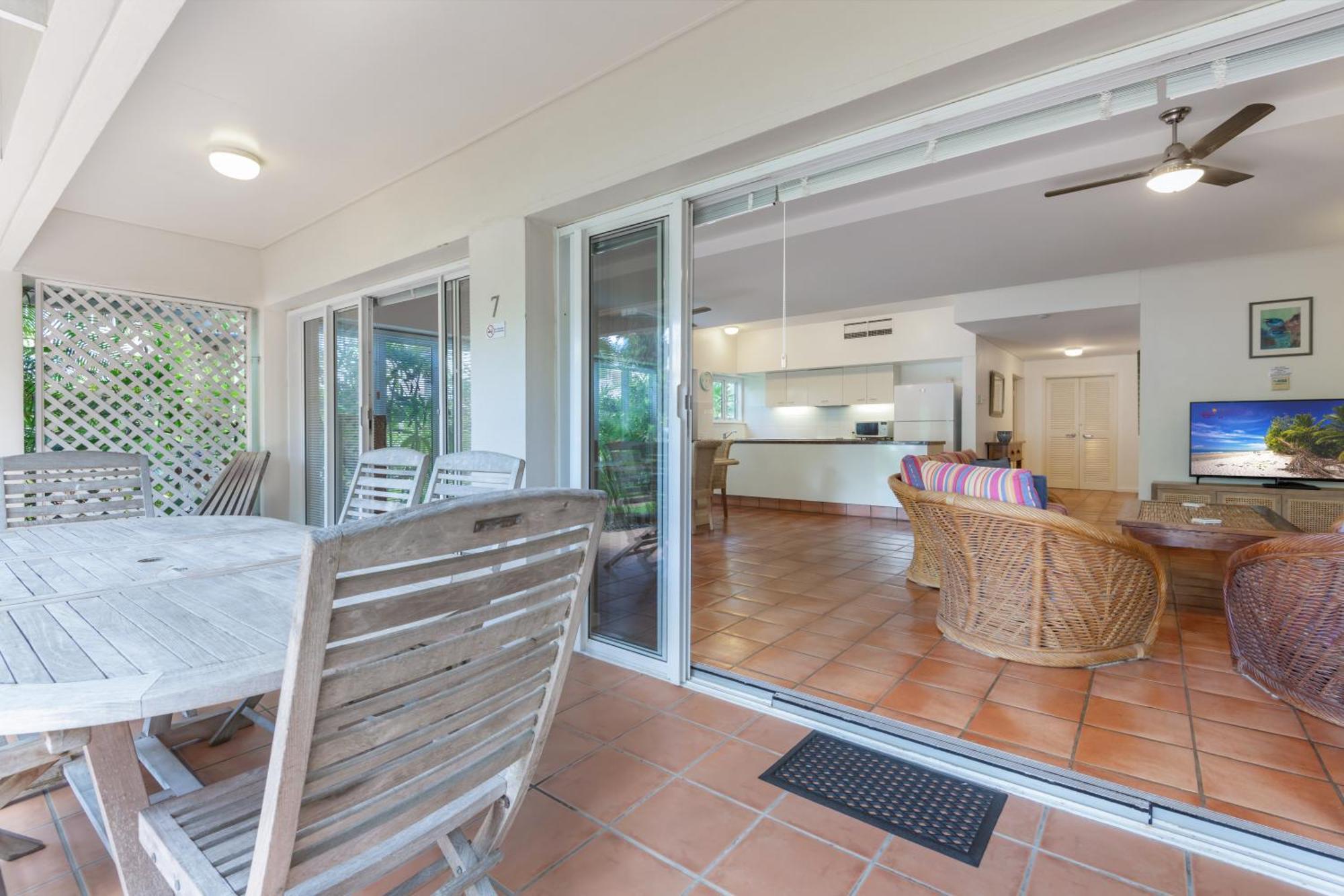Balboa Apartments Port Douglas Kültér fotó